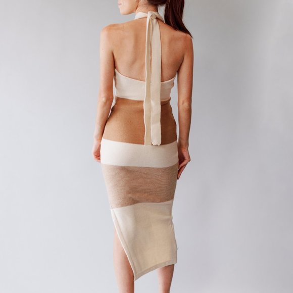 🆕 BRIZO HALTER SWEATER DRESS - Picture 4 of 6